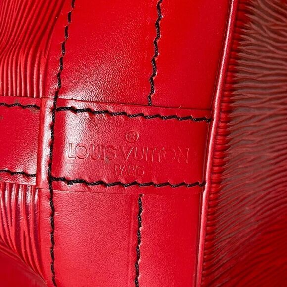LOUIS VUITTON Epi NoeโRed Shoulder Bag ๐ผ LV1 - Picture 8 of 17